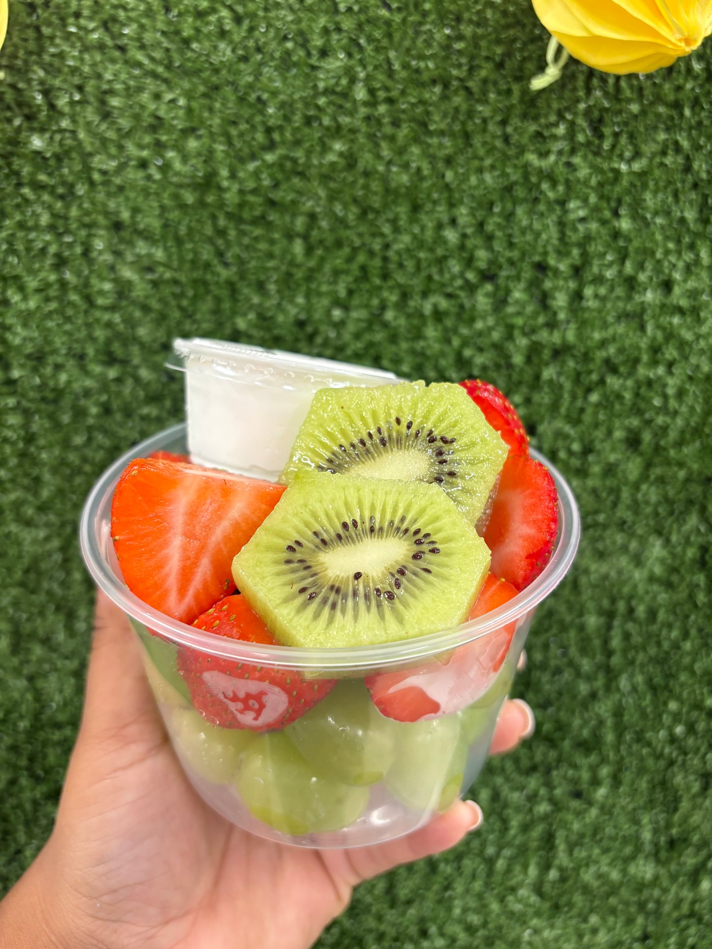 Small fruit cup