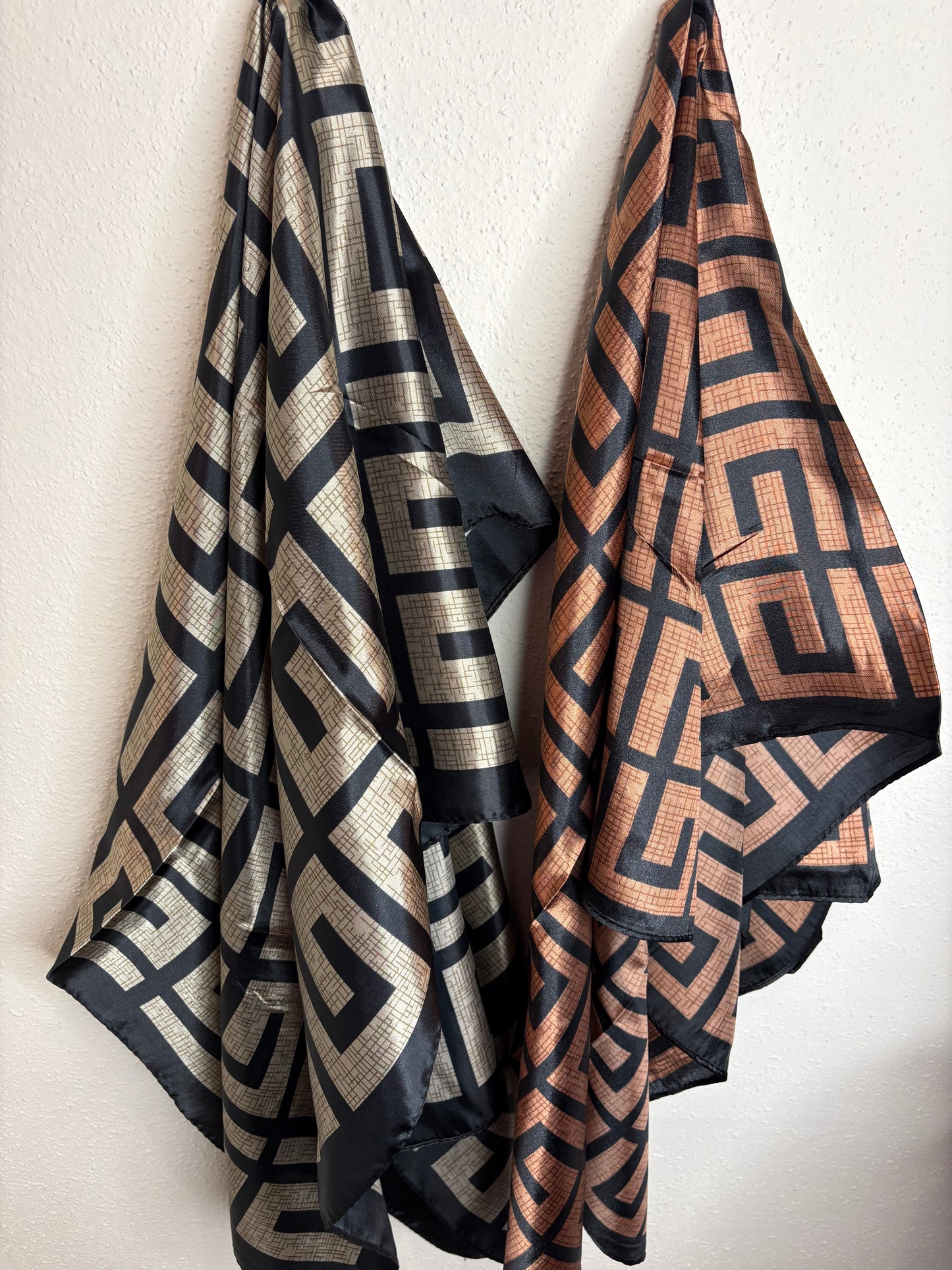 Silky headscarf’s